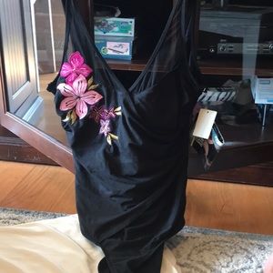 Carol Wior Black surplice brand new size 14